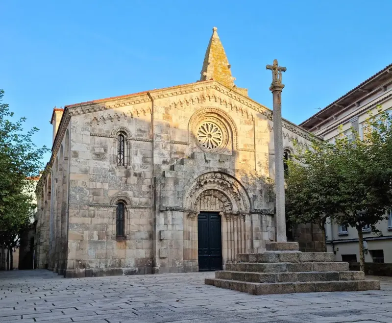 Col·legiata de Santa María do Campo