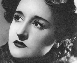 Maruja Mallo · retrat